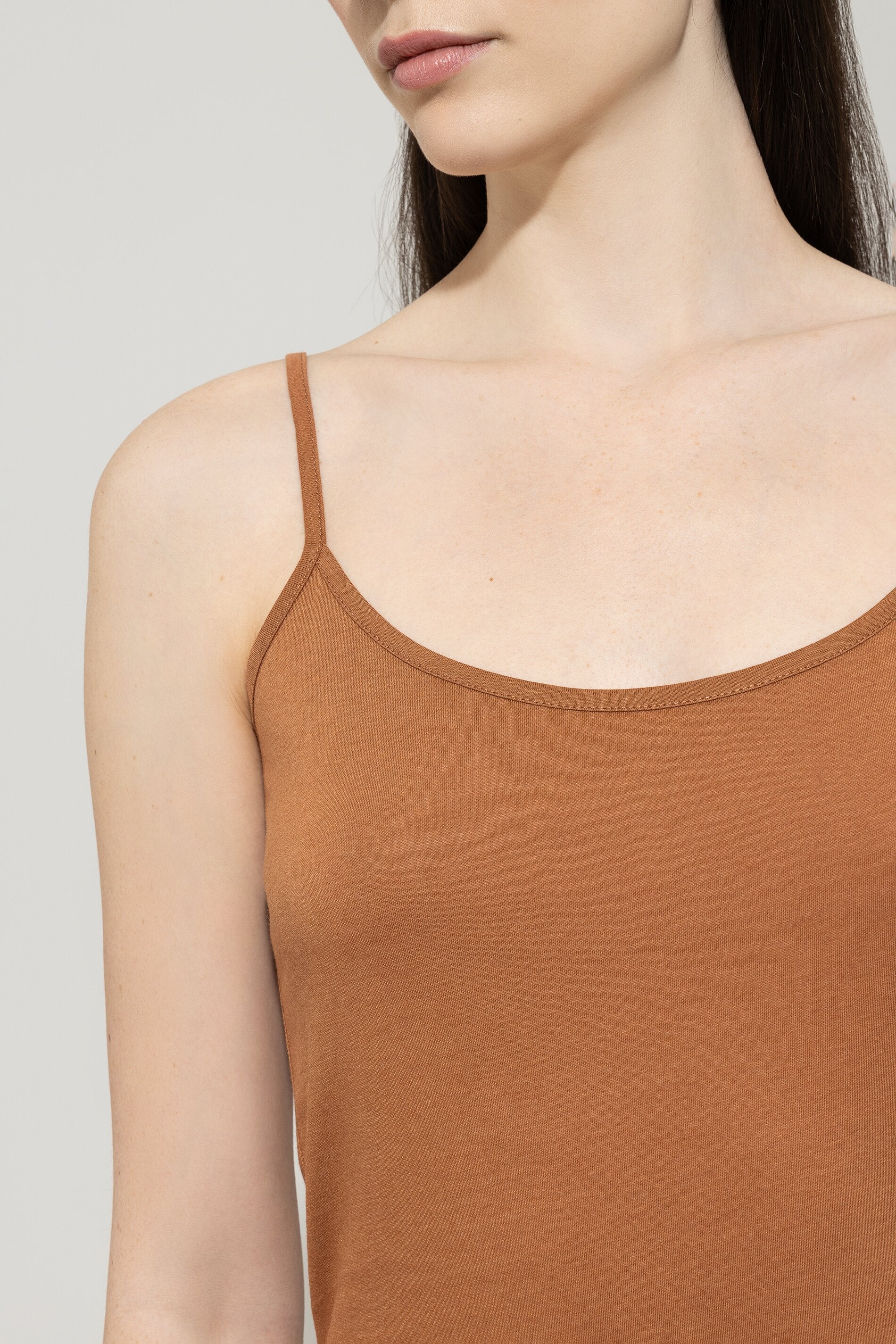 Basic-Spaghetti-Top - cinnamon - Standard - Image 4