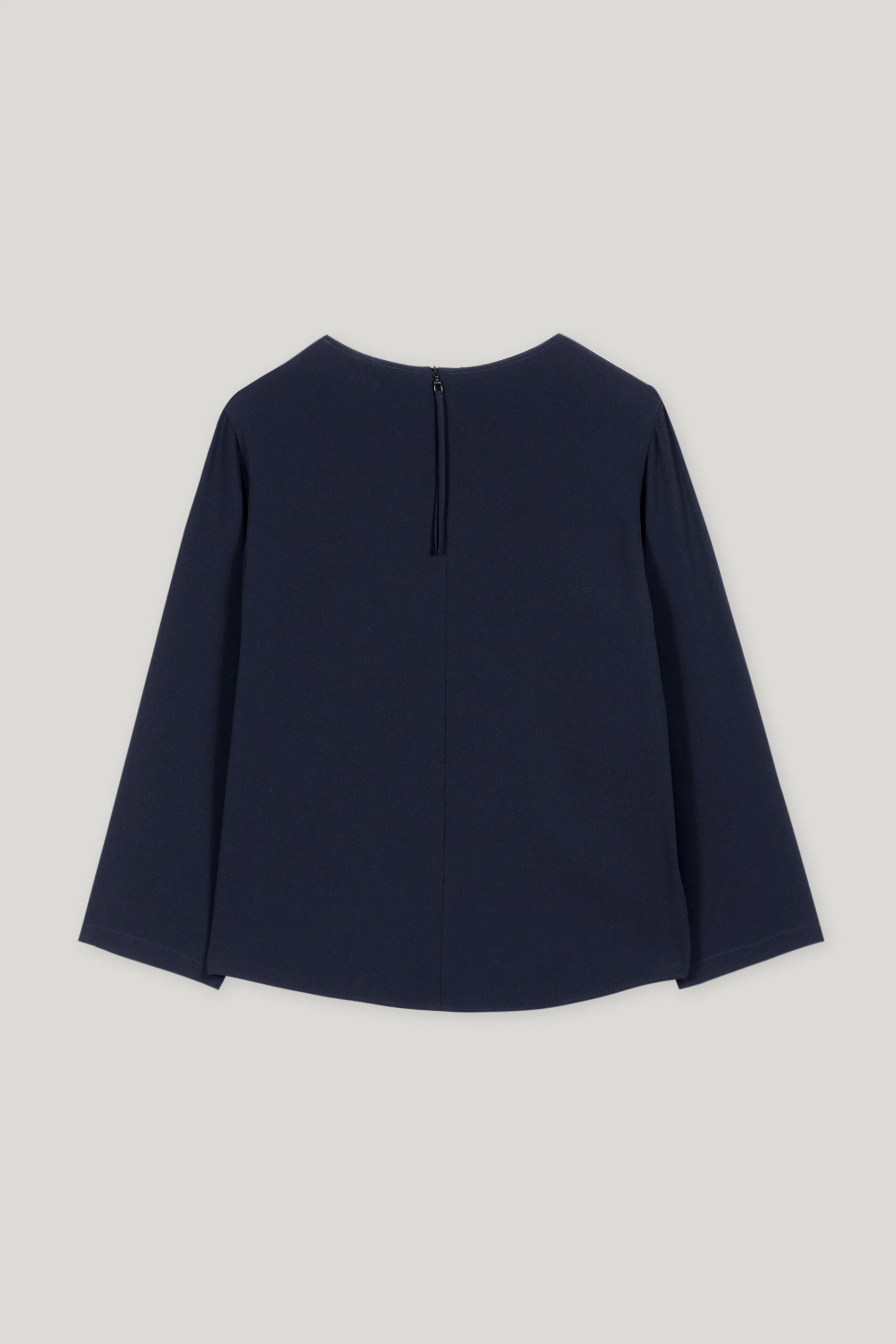 Bluse aus Techno-Sablé - dark navy - Standard - Image 6