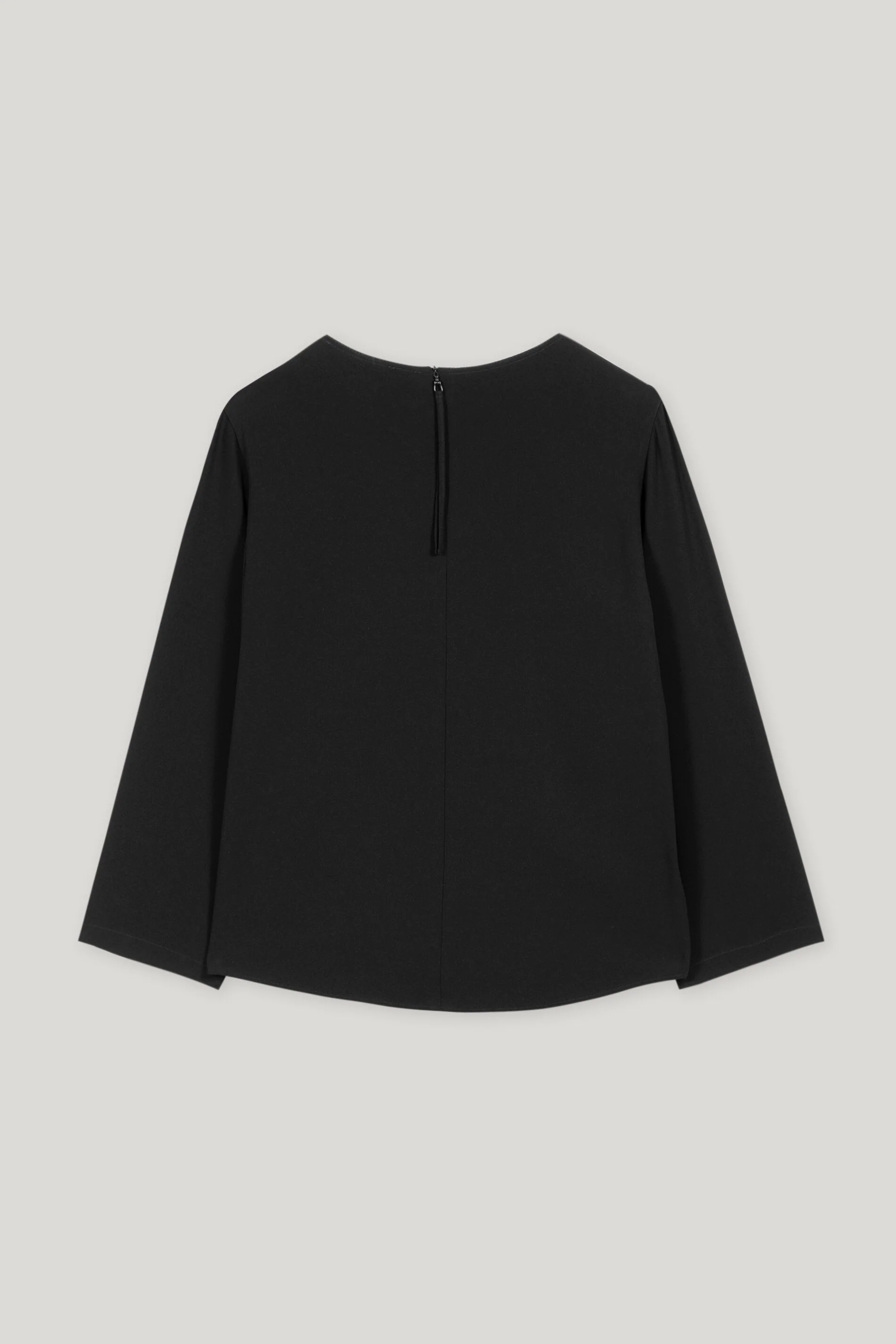 Bluse aus Techno-Sablé - deep black - Standard - Image 6