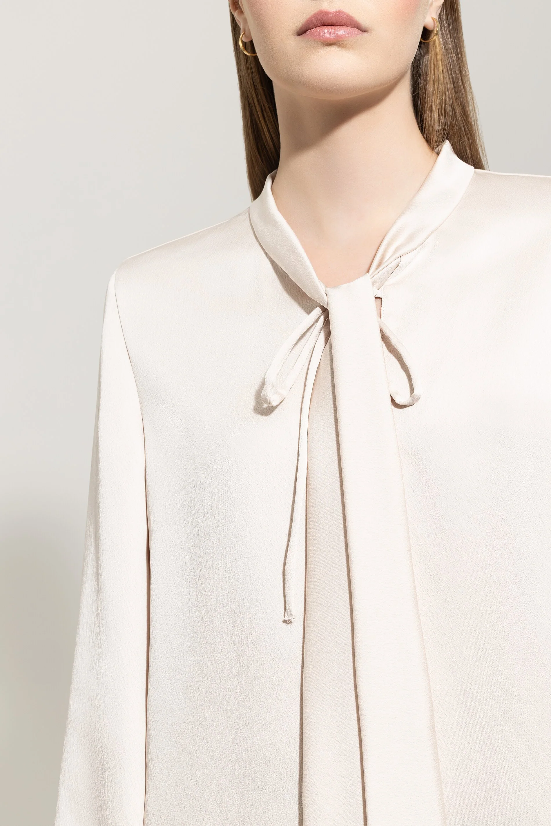 Bluse mit Schluppendetails - silky cream - Standard - Image 4