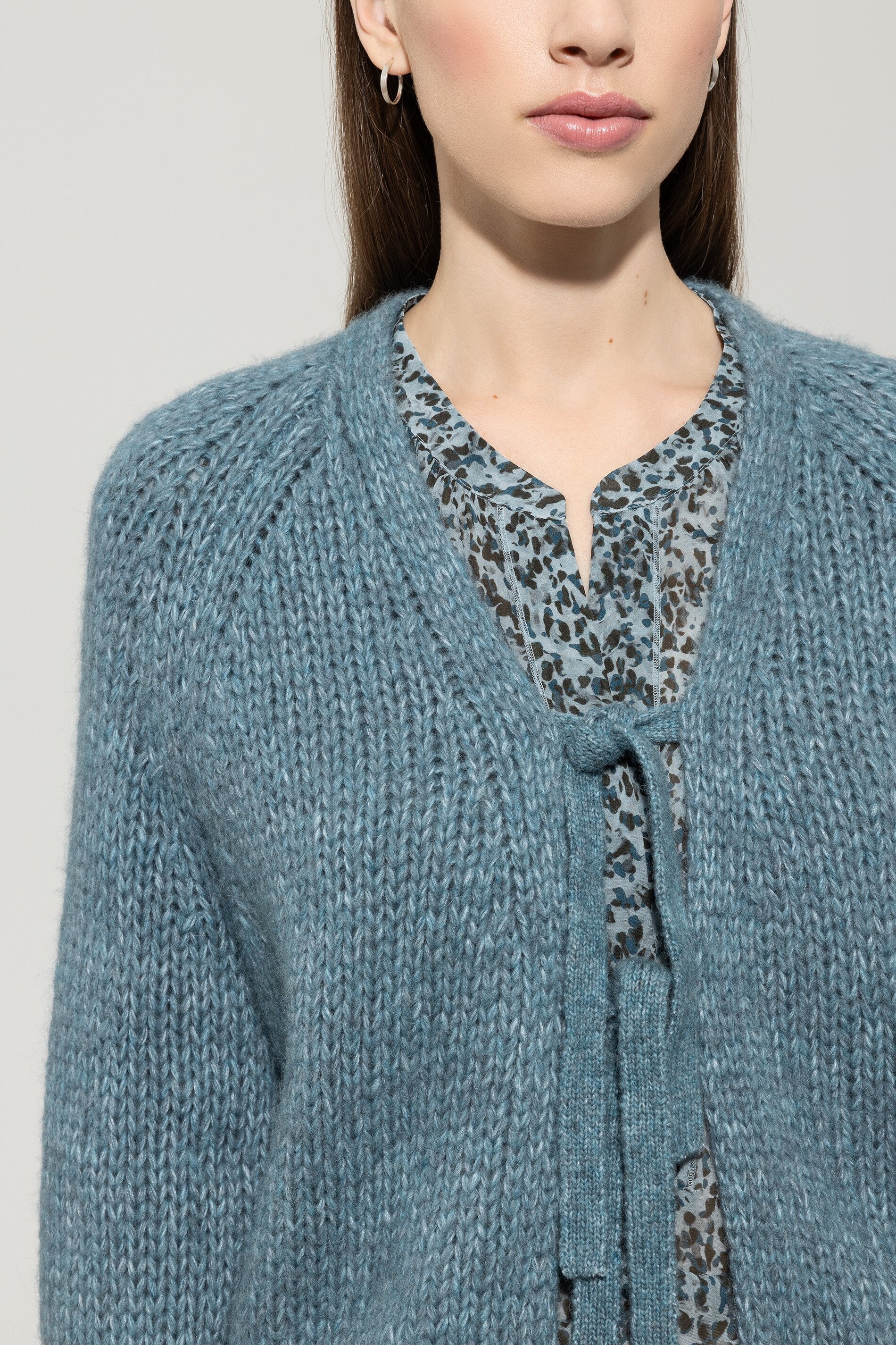 Cardigan mit Schleifendetails - greyish blue - Standard - Image 4