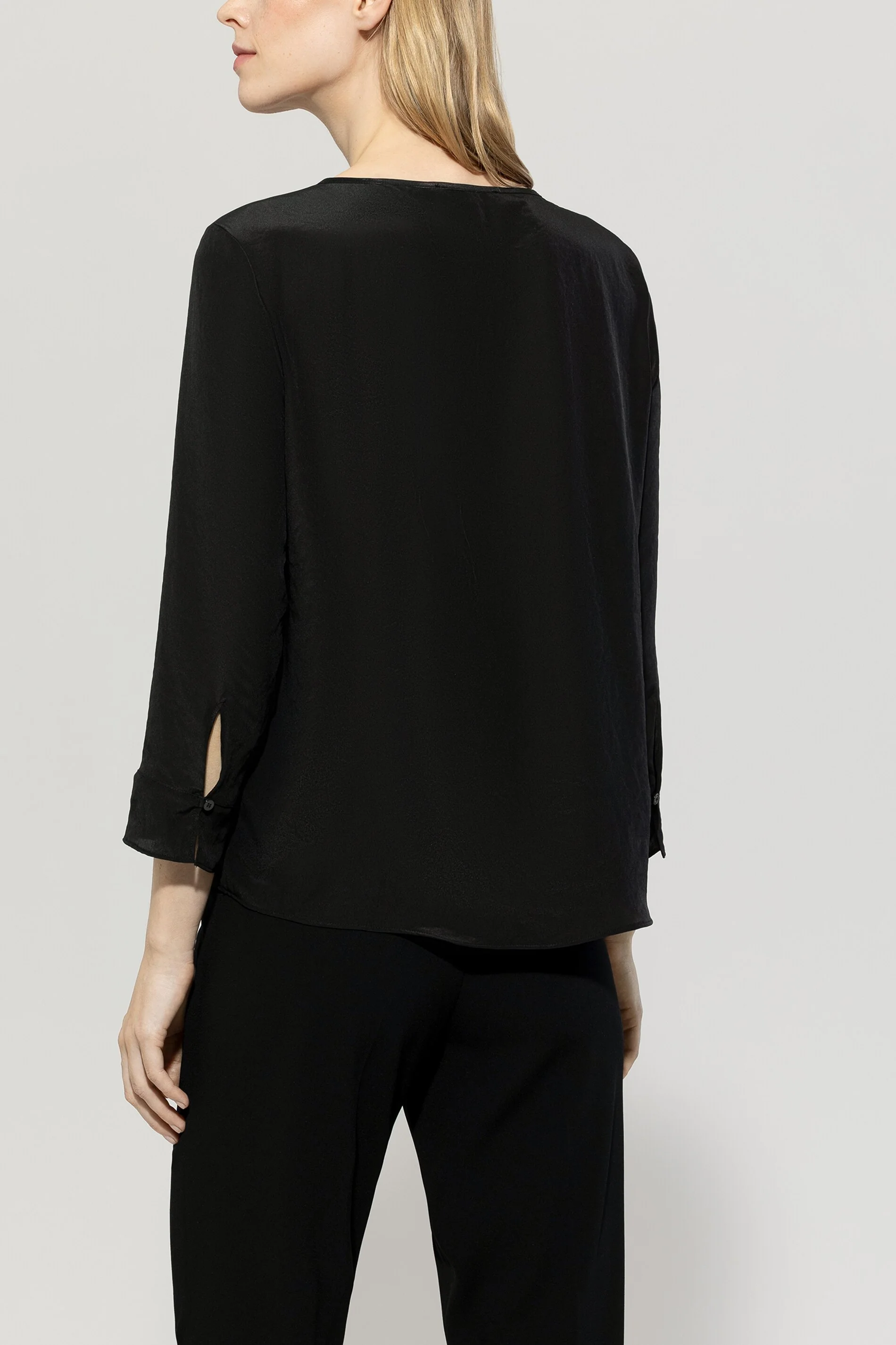 Fließendes Blusenshirt - black - Standard - Image 3