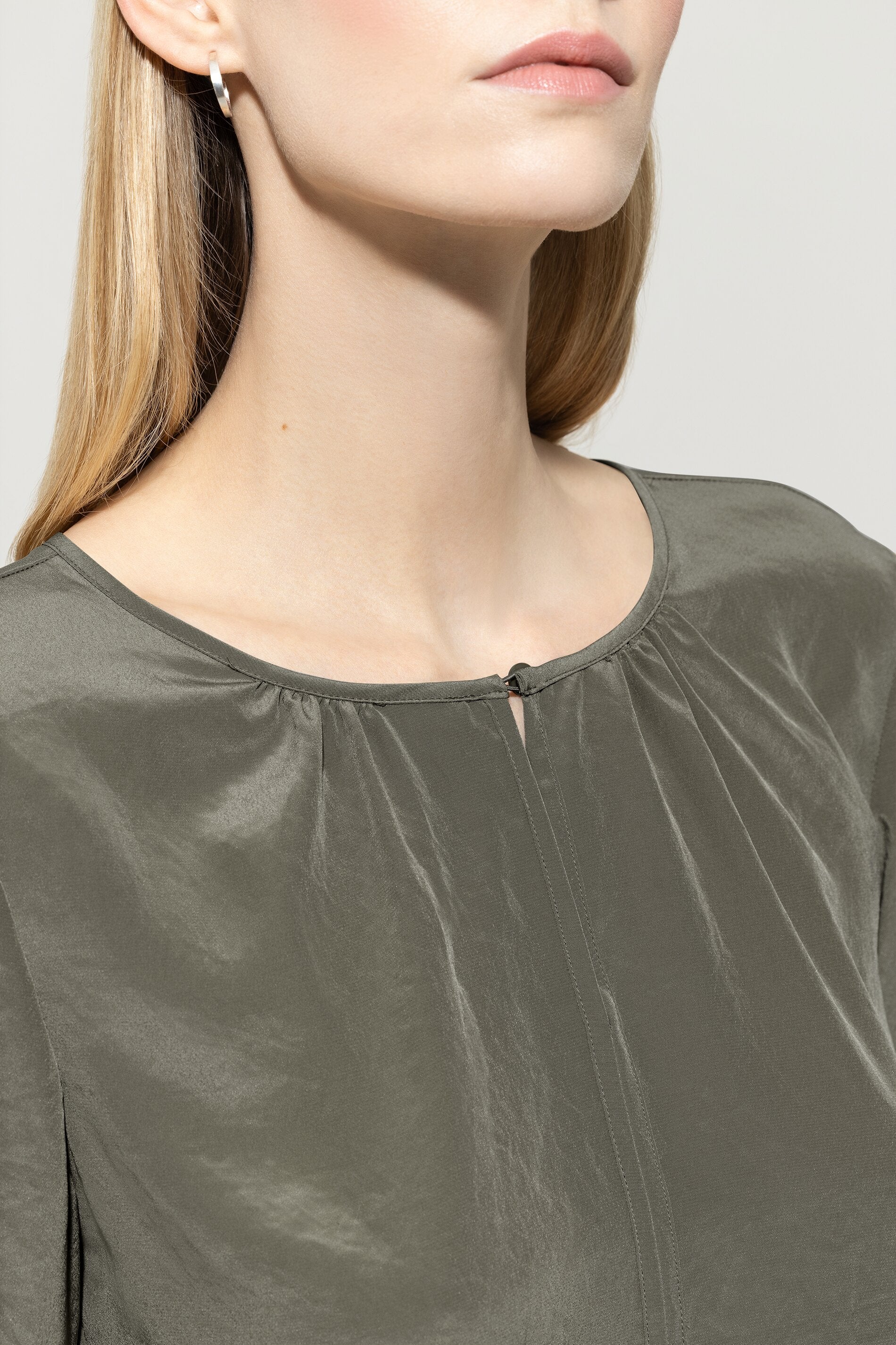 Fließendes Blusenshirt - cool khaki - Standard - Image 4