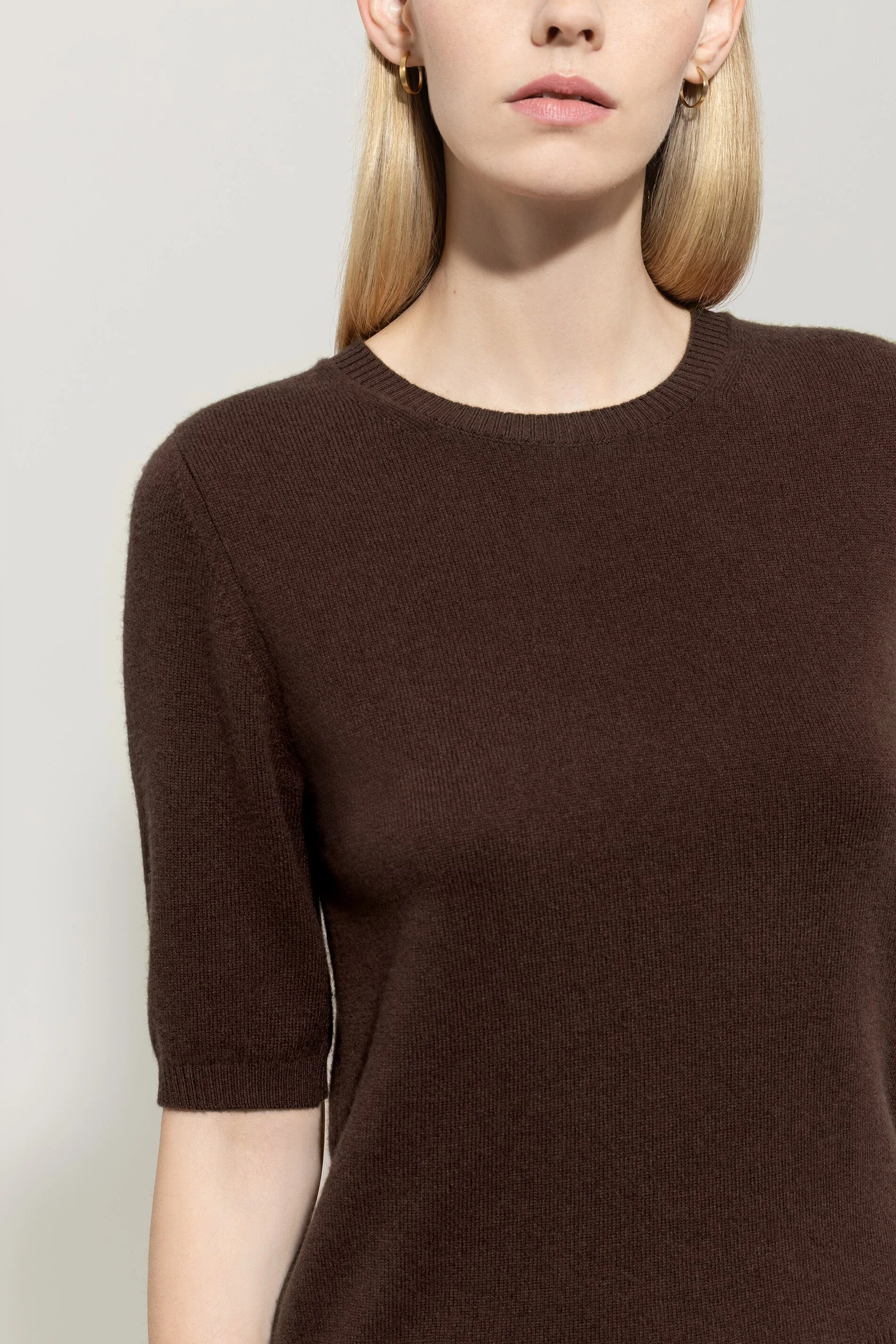 Kurzarm-Pulli aus Kaschmir-Mix - espresso - Standard - Image 4