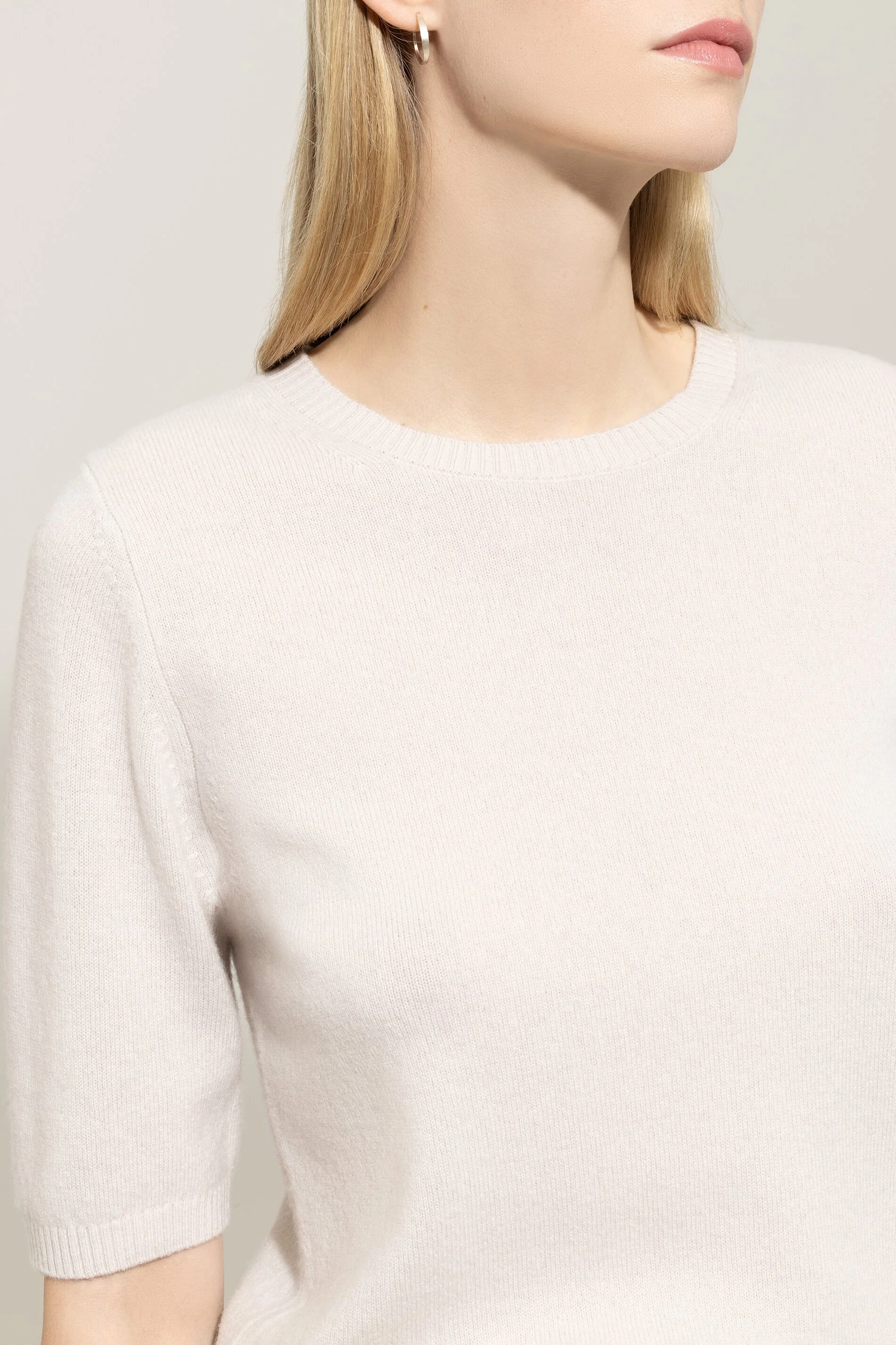 Kurzarm-Pulli aus Kaschmir-Mix - silky cream - Standard - Image 4