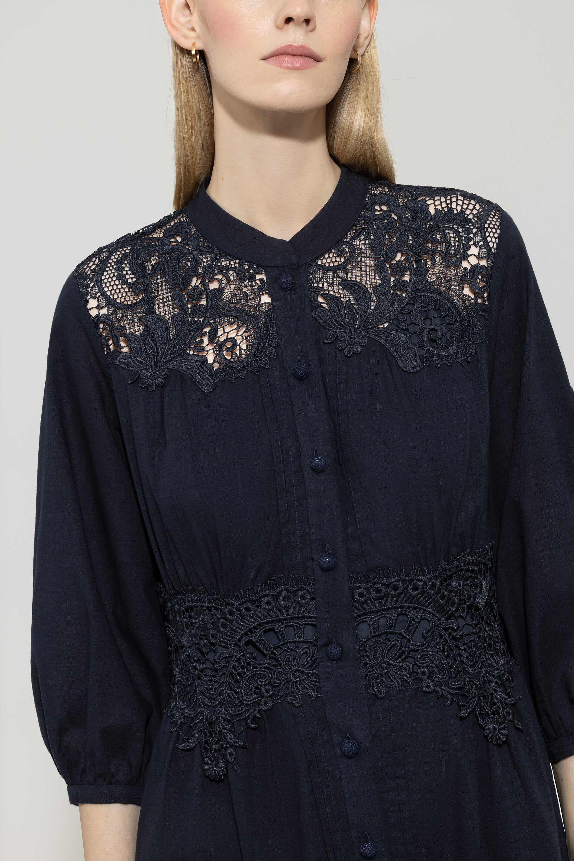 Maxikleid mit Spitzendetails - dark blue - Standard - Image 4