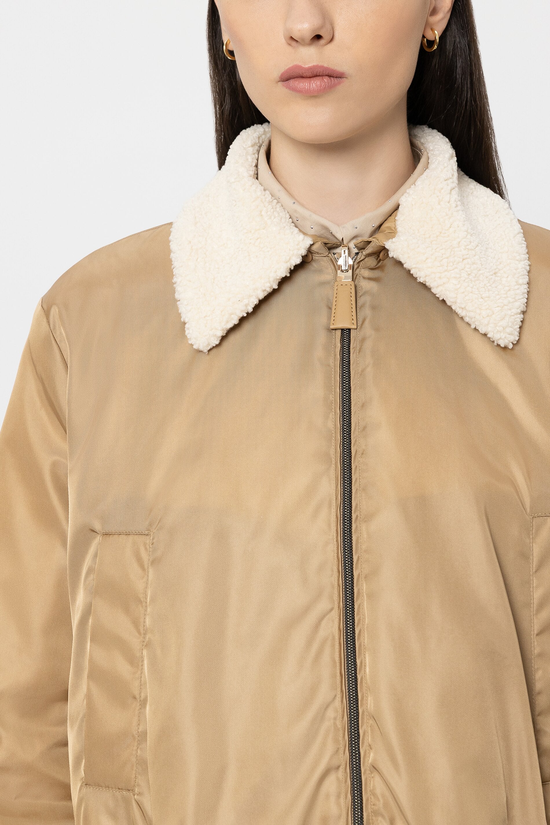 Wendbarer Daunenblouson - golden camel - mit Pelzkragen - Image 4