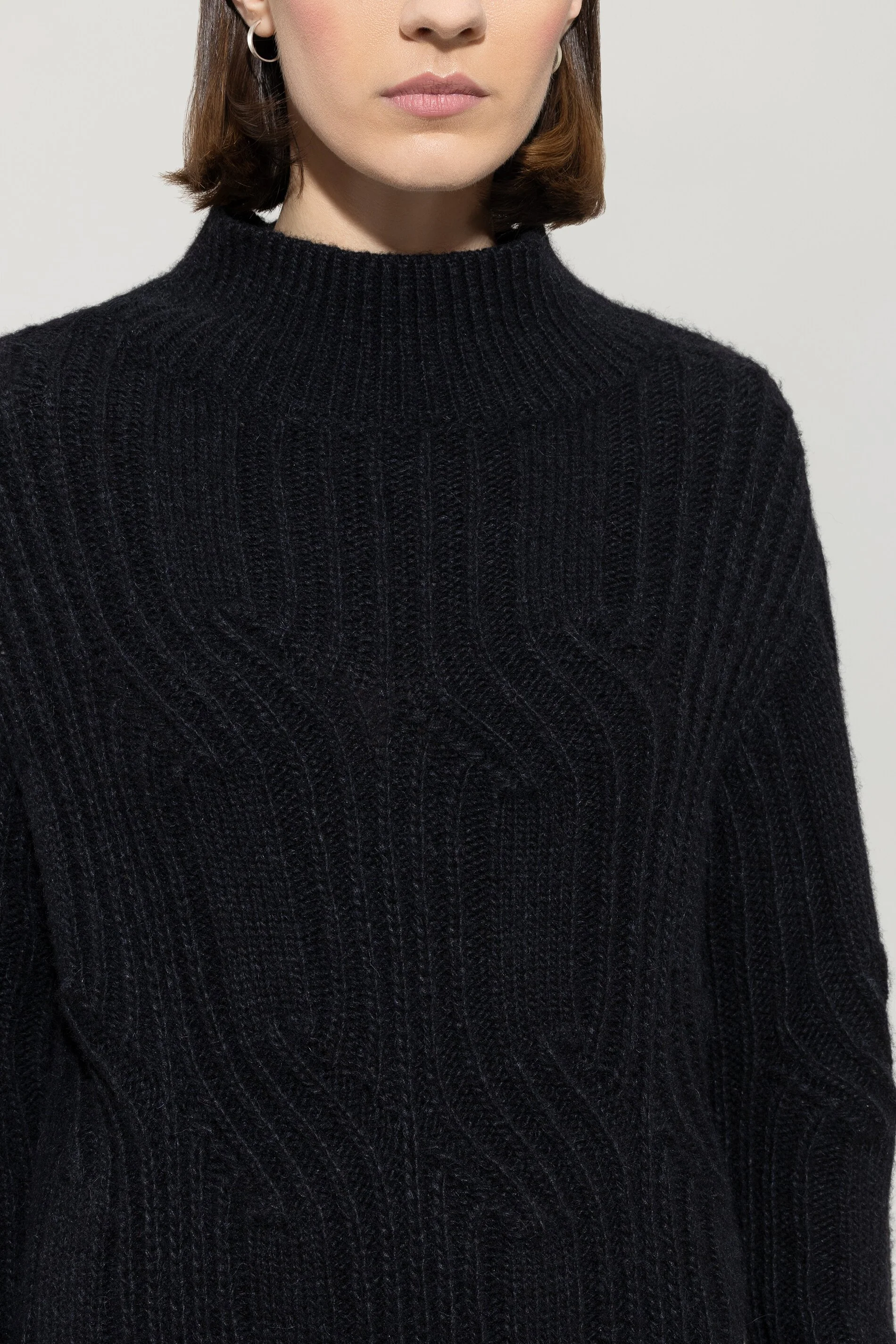 Pulloverkleid mit Cable-Knit - deep black - Standard - Image 4