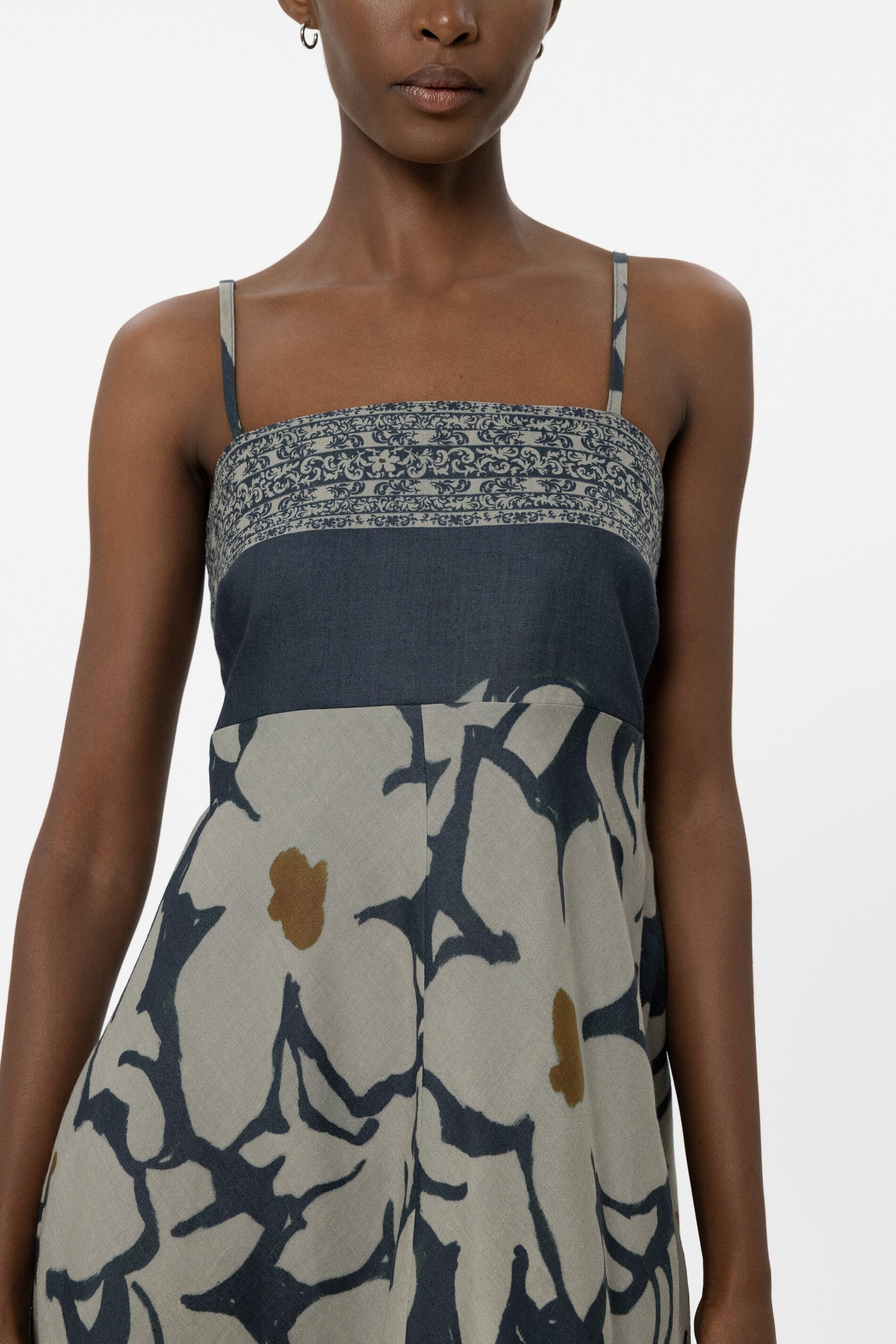 Ramie-Kleid mit Flower-Print - tinted blue / multi - Standard - Image 4