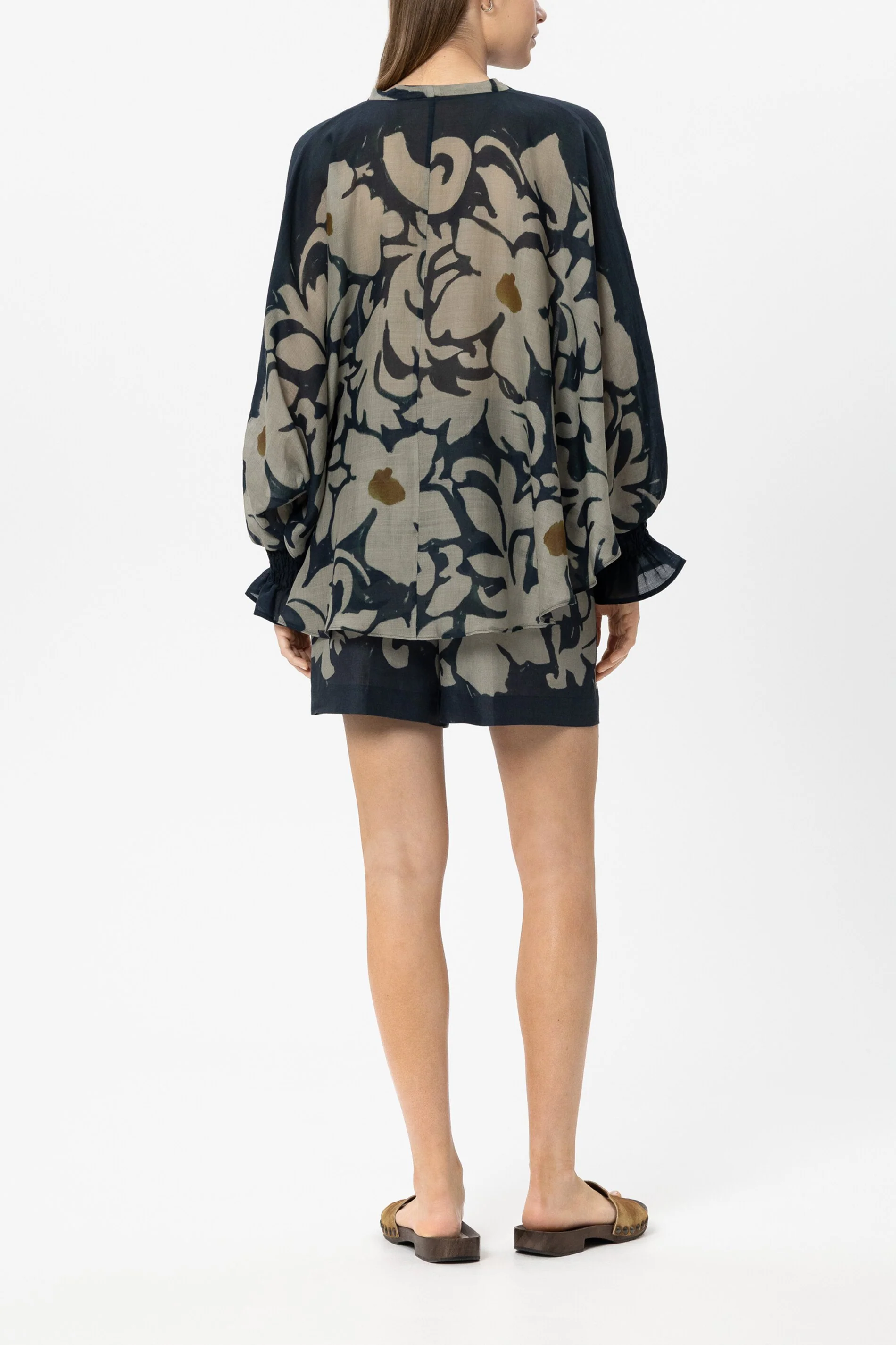 Ramie-Short mit Flower-Print - tinted blue / multi - Standard - Image 3