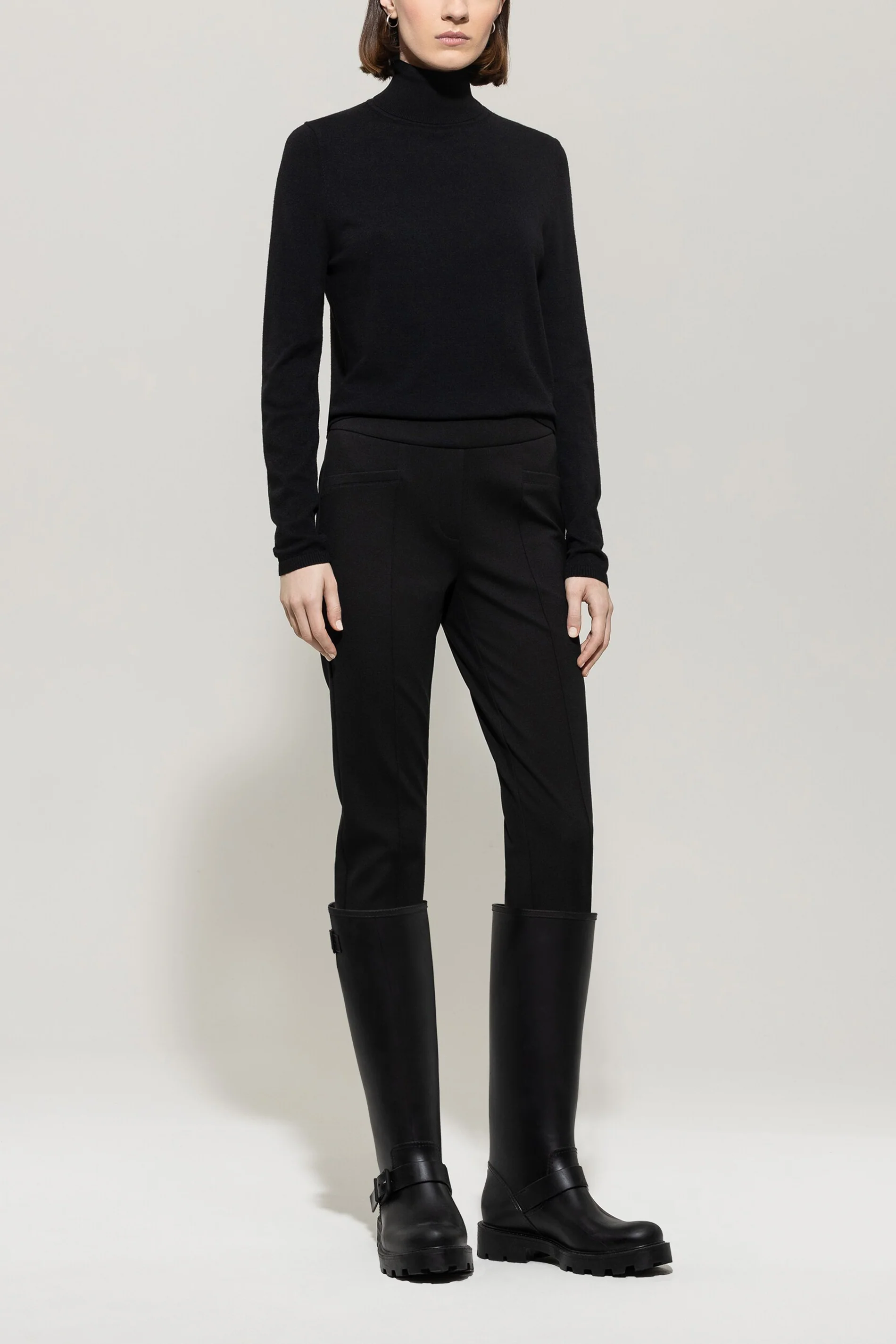 Rollkragen-Pulli aus Woll-Mix - deep black - Standard