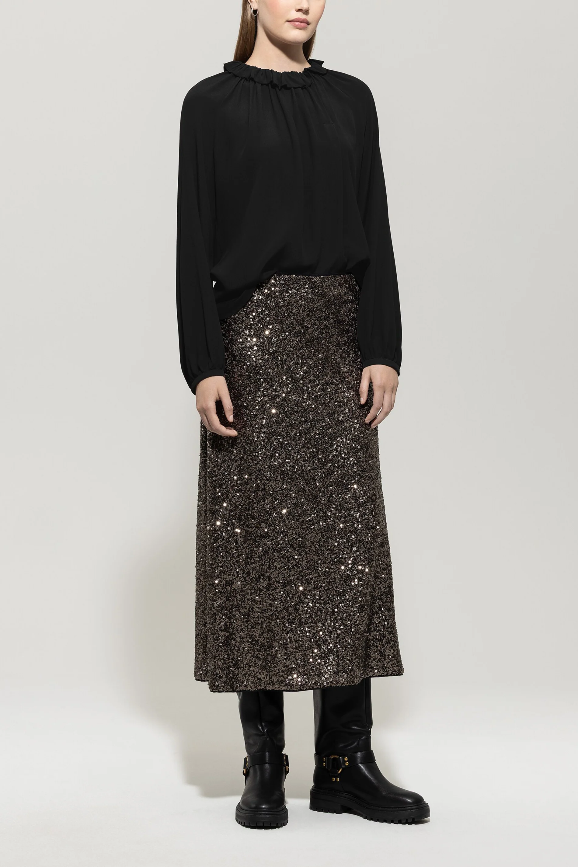 Rüschenbluse aus Seiden-Mix - deep black - Standard