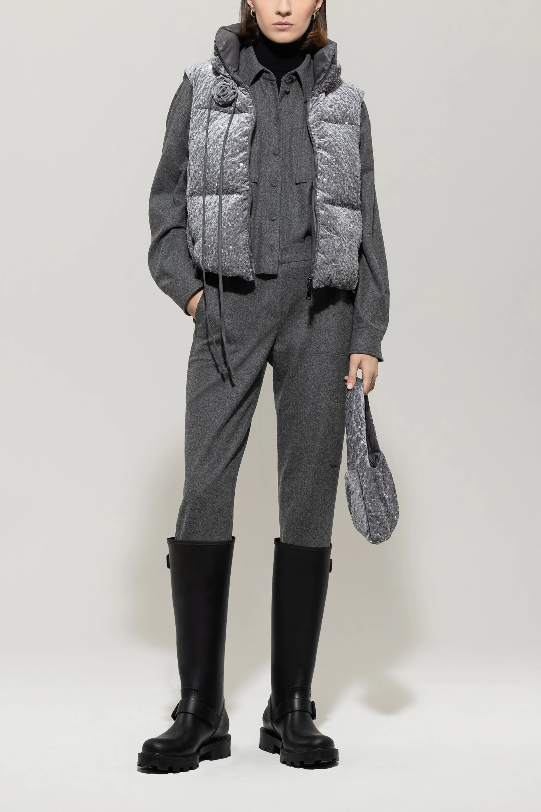 Samt-Daunenweste - urban grey - Standard