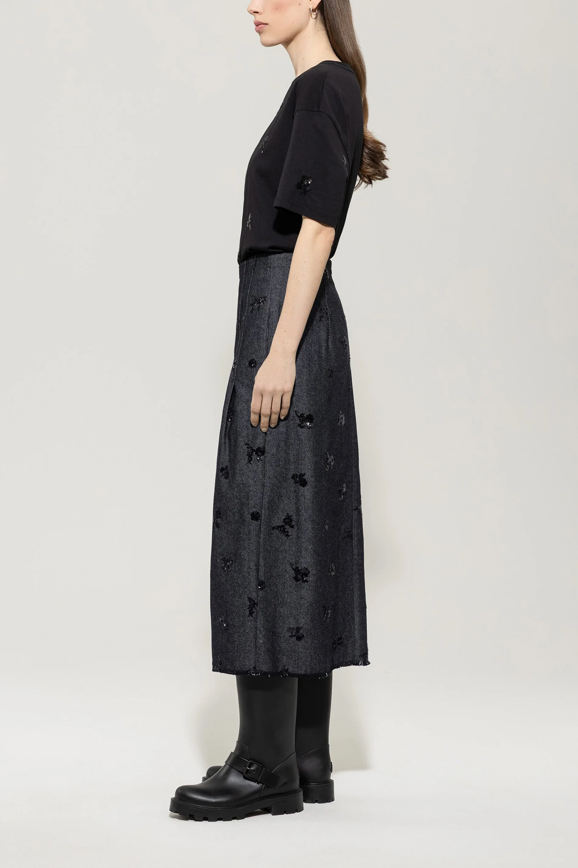 Shirt mit Pailletten-Stickerei - deep black - Standard - Image 2
