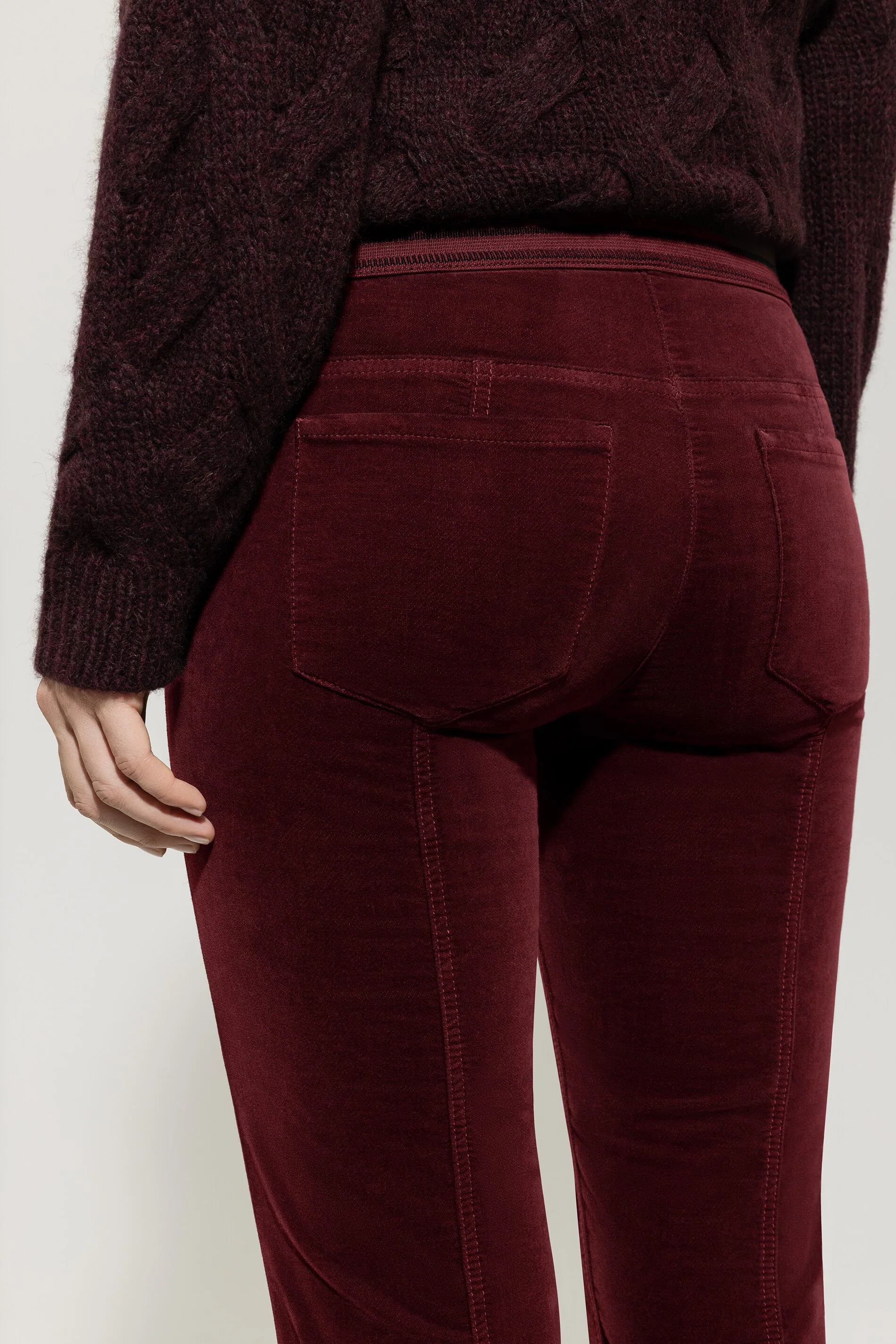 Skinny-Velvet-Pants - berry red - Standard - Image 4