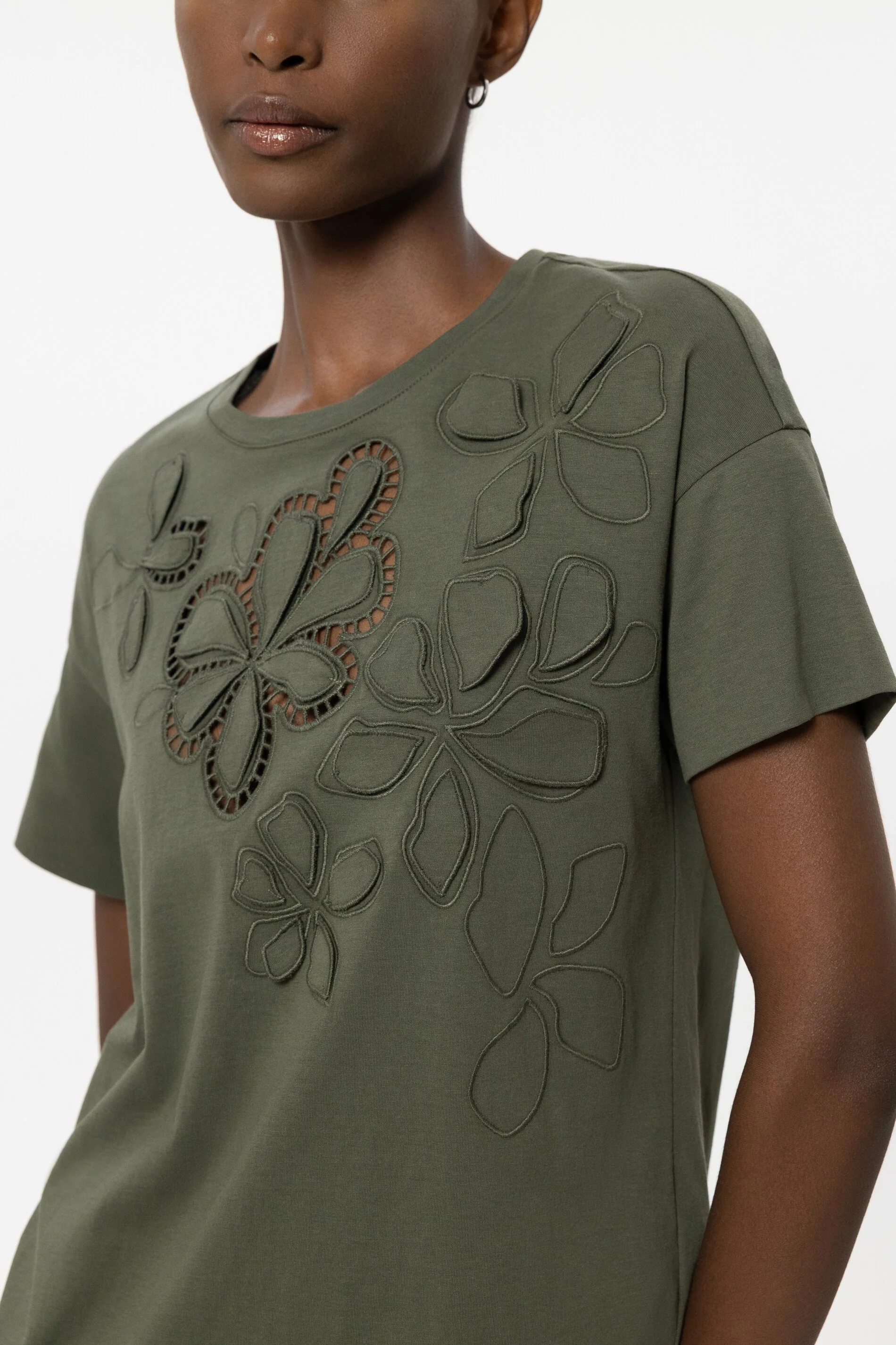 T-Shirt mit Blüten - khaki - Standard - Image 4