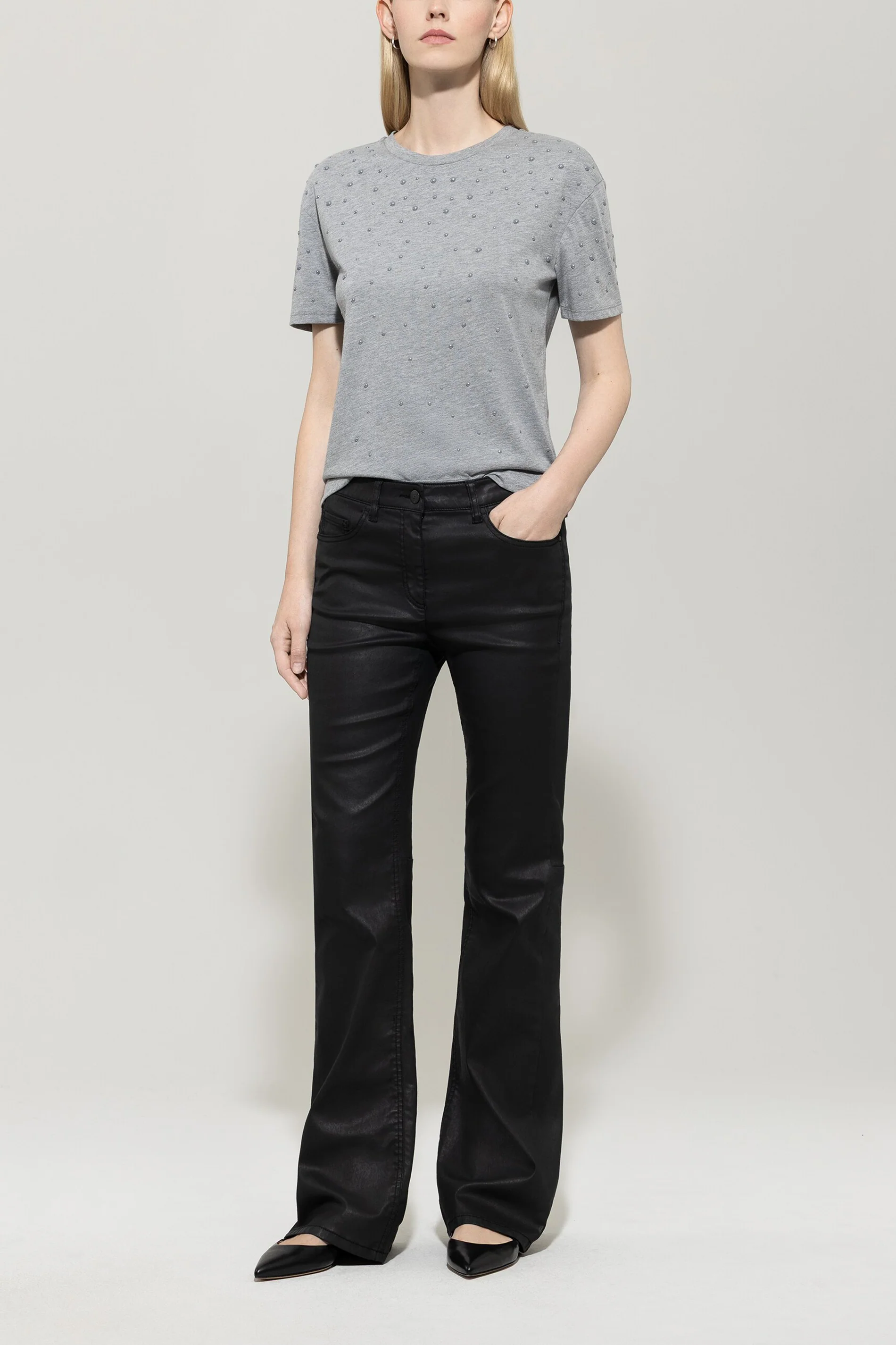 T-Shirt mit Perlendetails - urban grey - Standard