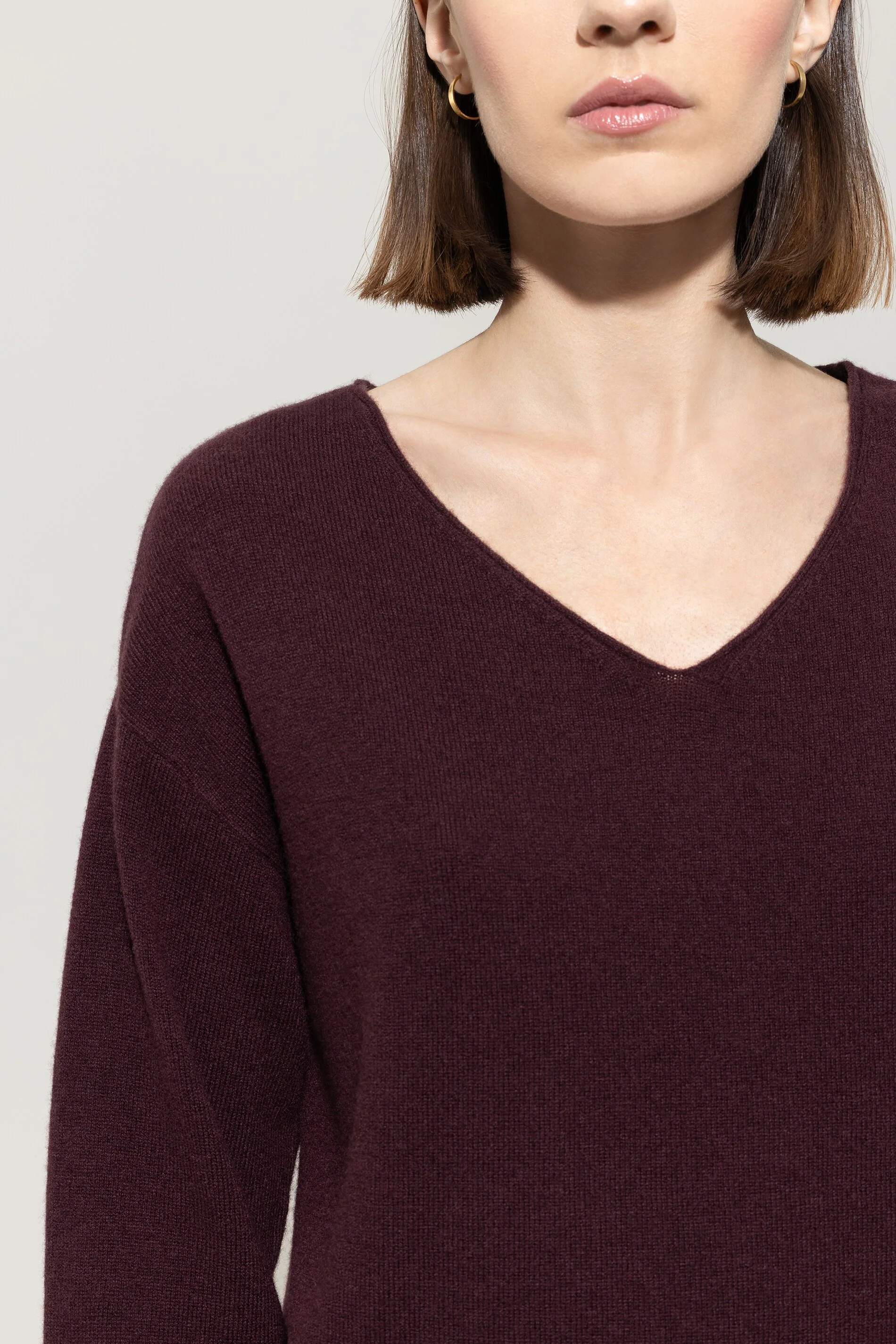 V-Pullover aus Kaschmir-Mix - burgundy - Standard - Image 4