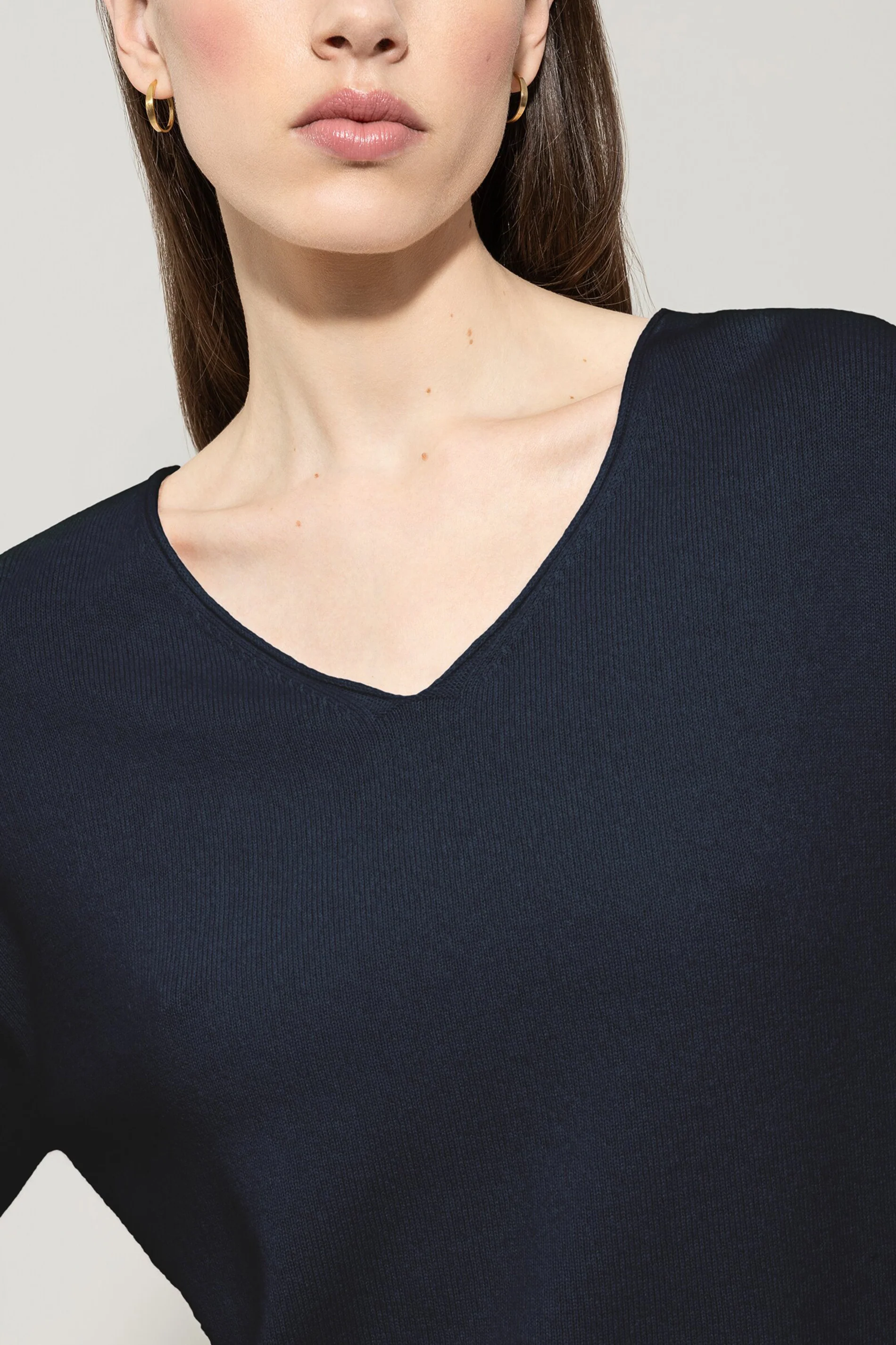 V-Pullover aus Kaschmir-Mix - dark blue - Standard - Image 4