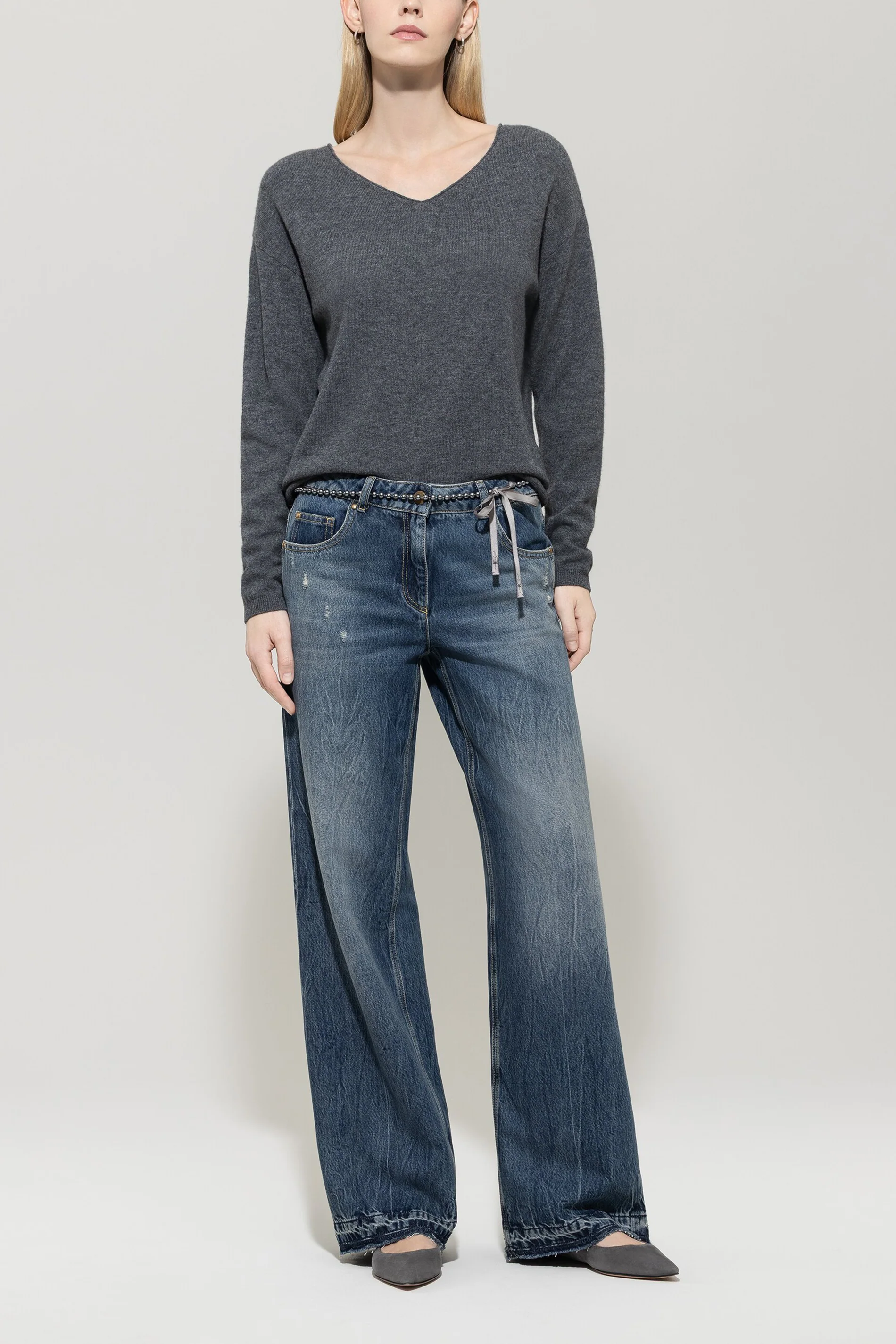 V-Pullover aus Kaschmir-Mix - urban grey - Standard
