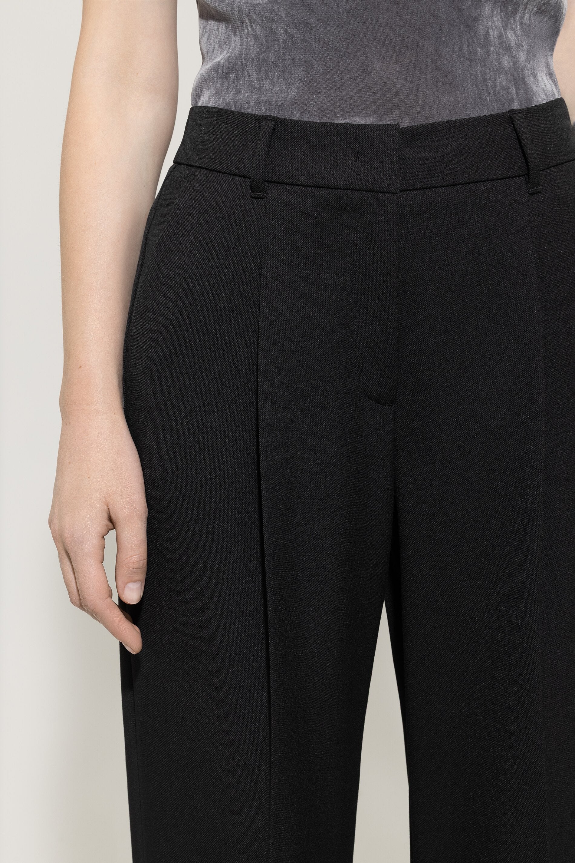 Wideleg-Pants mit Bundfalten - deep black - Standard - Image 4